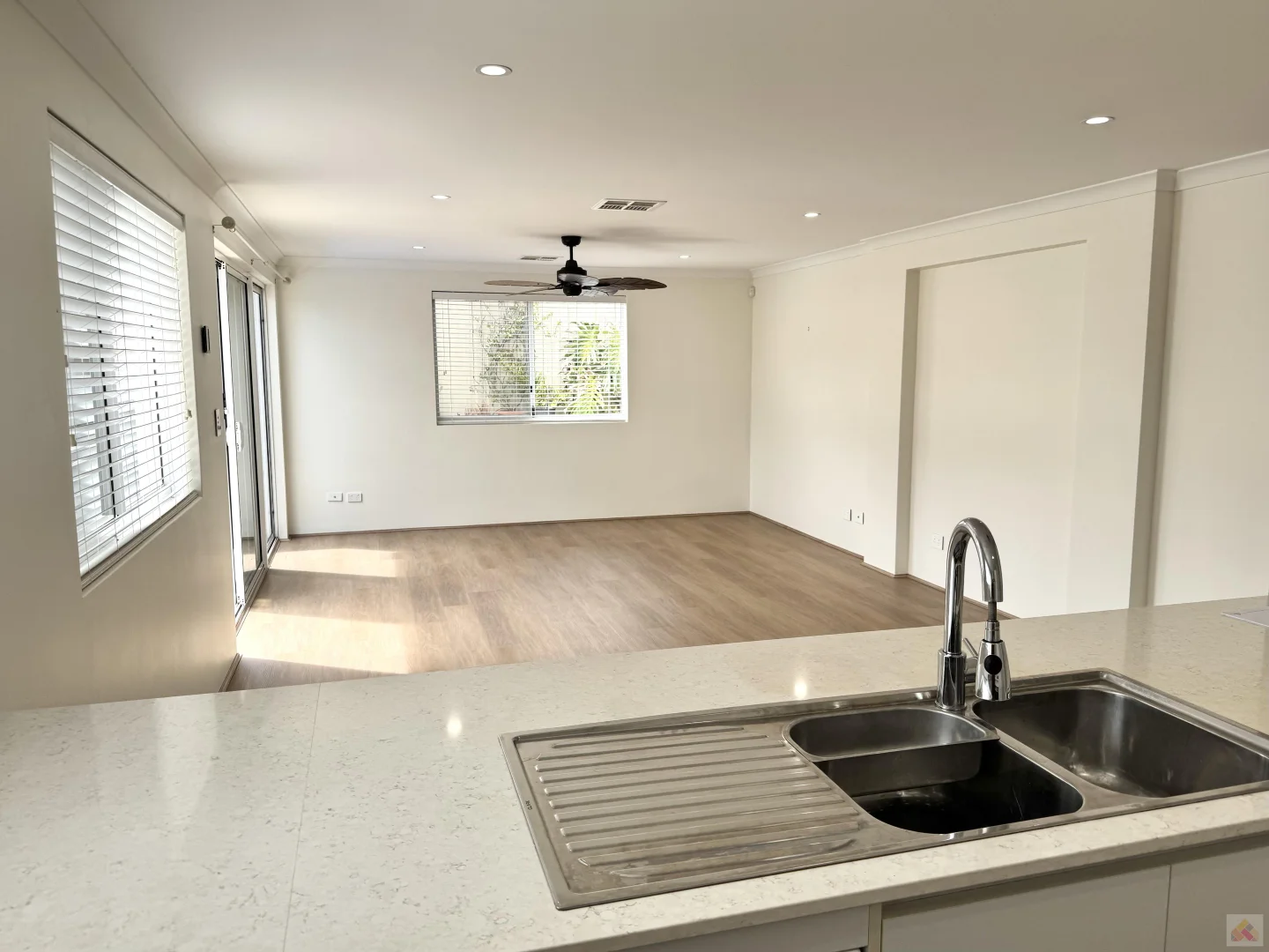 Additional image 10 of 8 Willis Road, Beaconsfield WA 6162