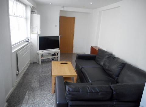 Coburn Street, Cardiff CF24