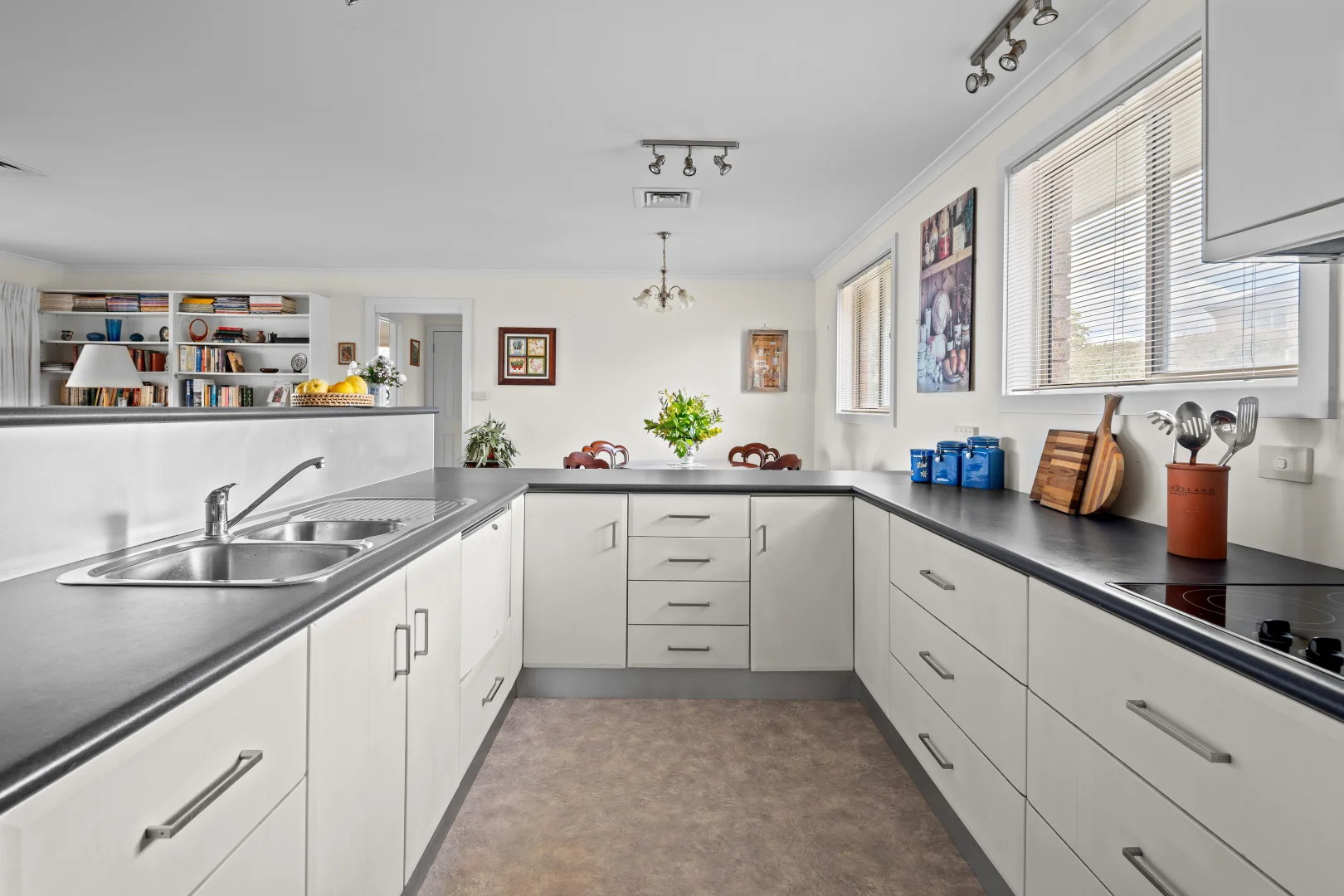 Additional image 12 of 82 Oxford Street, Beauty Point TAS 7270