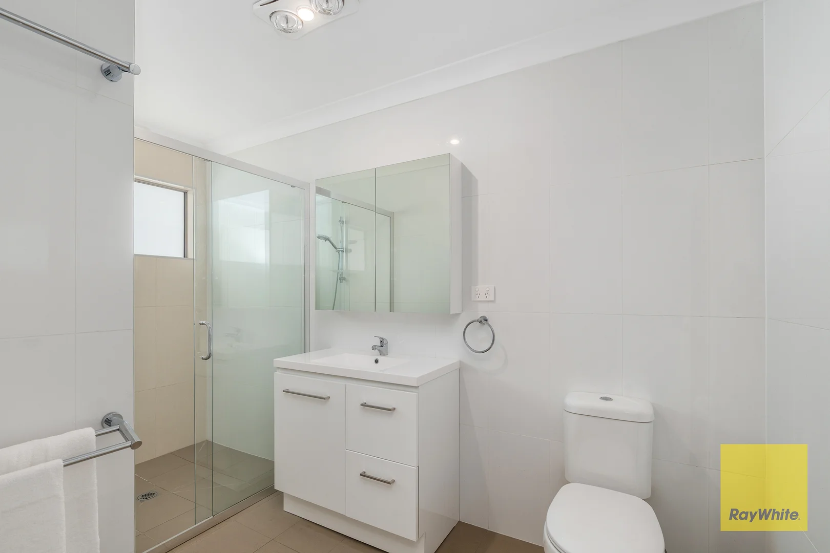 Additional image 16 of 5/4 Everglades Crescent, Woy Woy NSW 2256