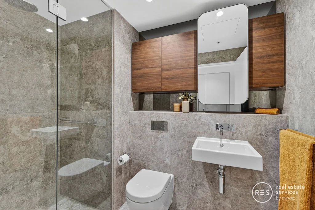 Additional image 10 of 2005/103 South Wharf Drive, Docklands VIC 3008