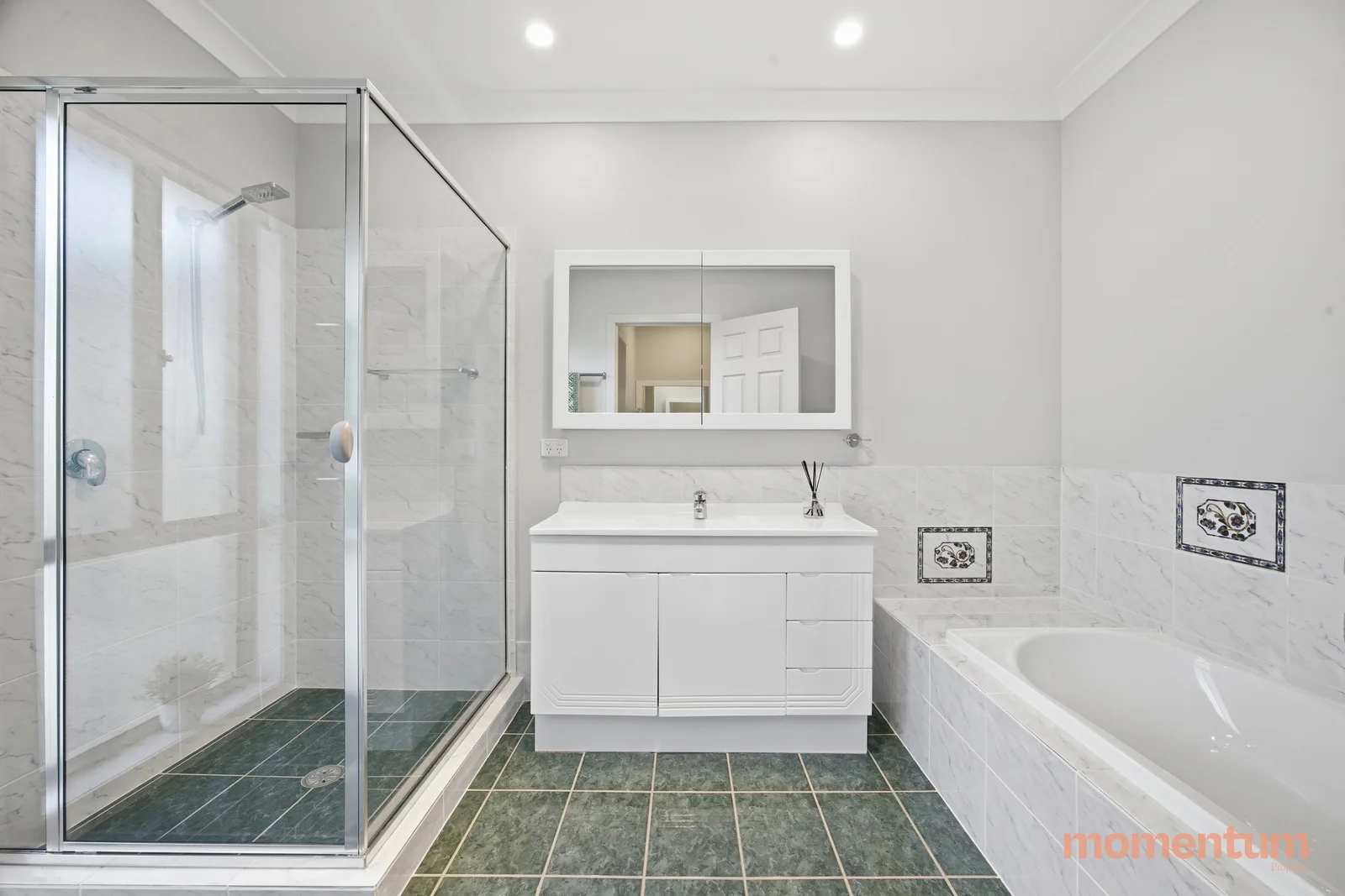 Additional image 17 of 37 Taylor Place, Greenleigh NSW 2620