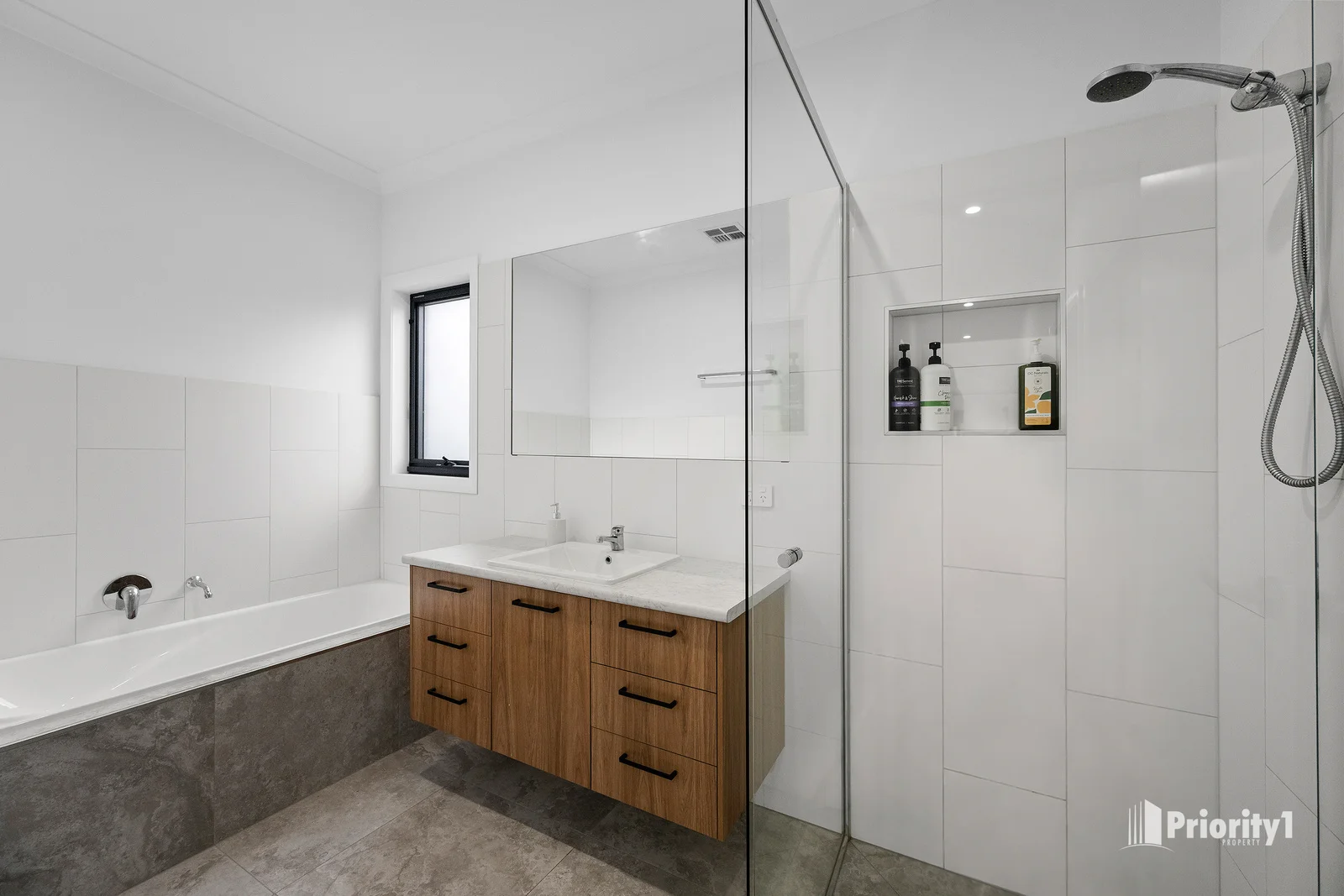 Additional image 9 of 10 Luxford Court, Strathdale VIC 3550