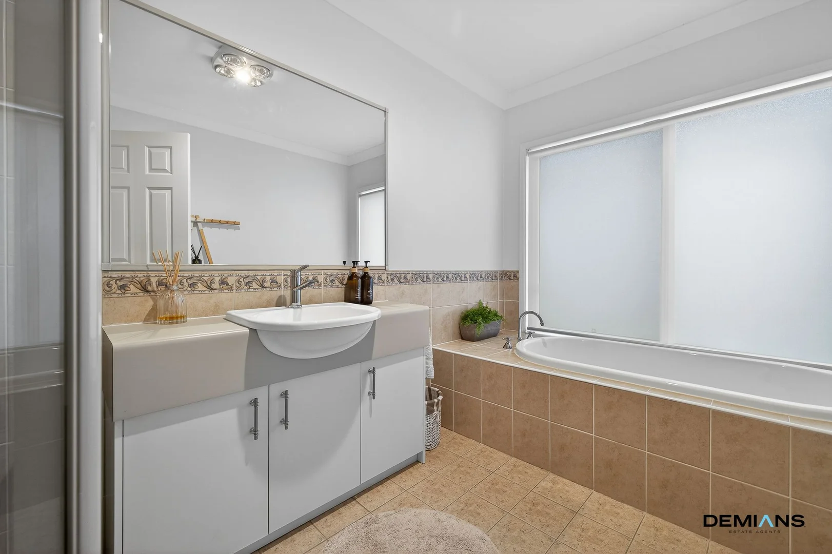 Additional image 18 of 8 Mirbelia Court, Voyager Point NSW 2172