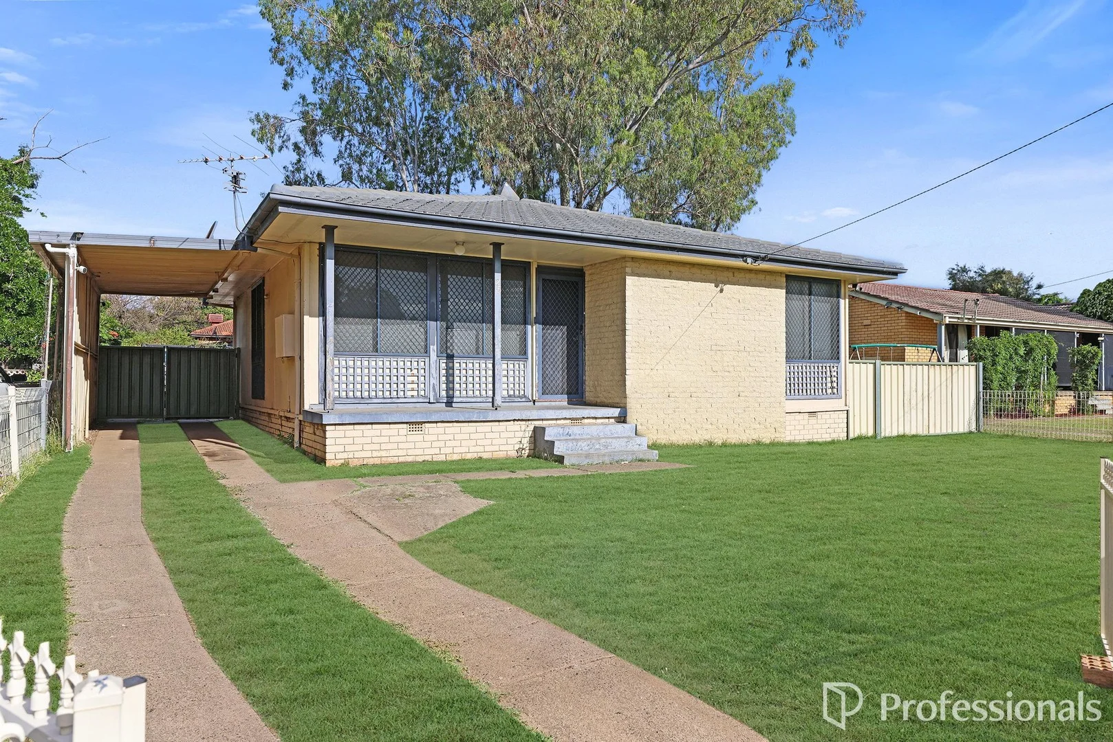25 Quinn Street, West Tamworth NSW 2340