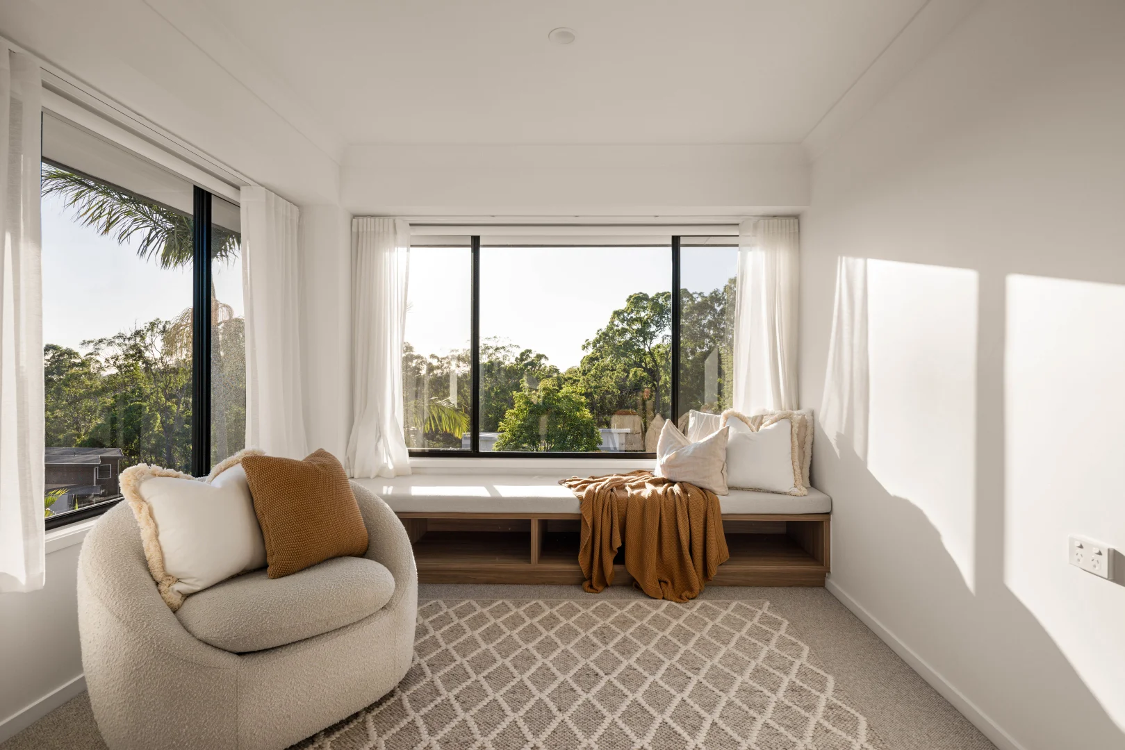 Additional image 11 of 38 Sky Royal Terrace, Burleigh Heads QLD 4220