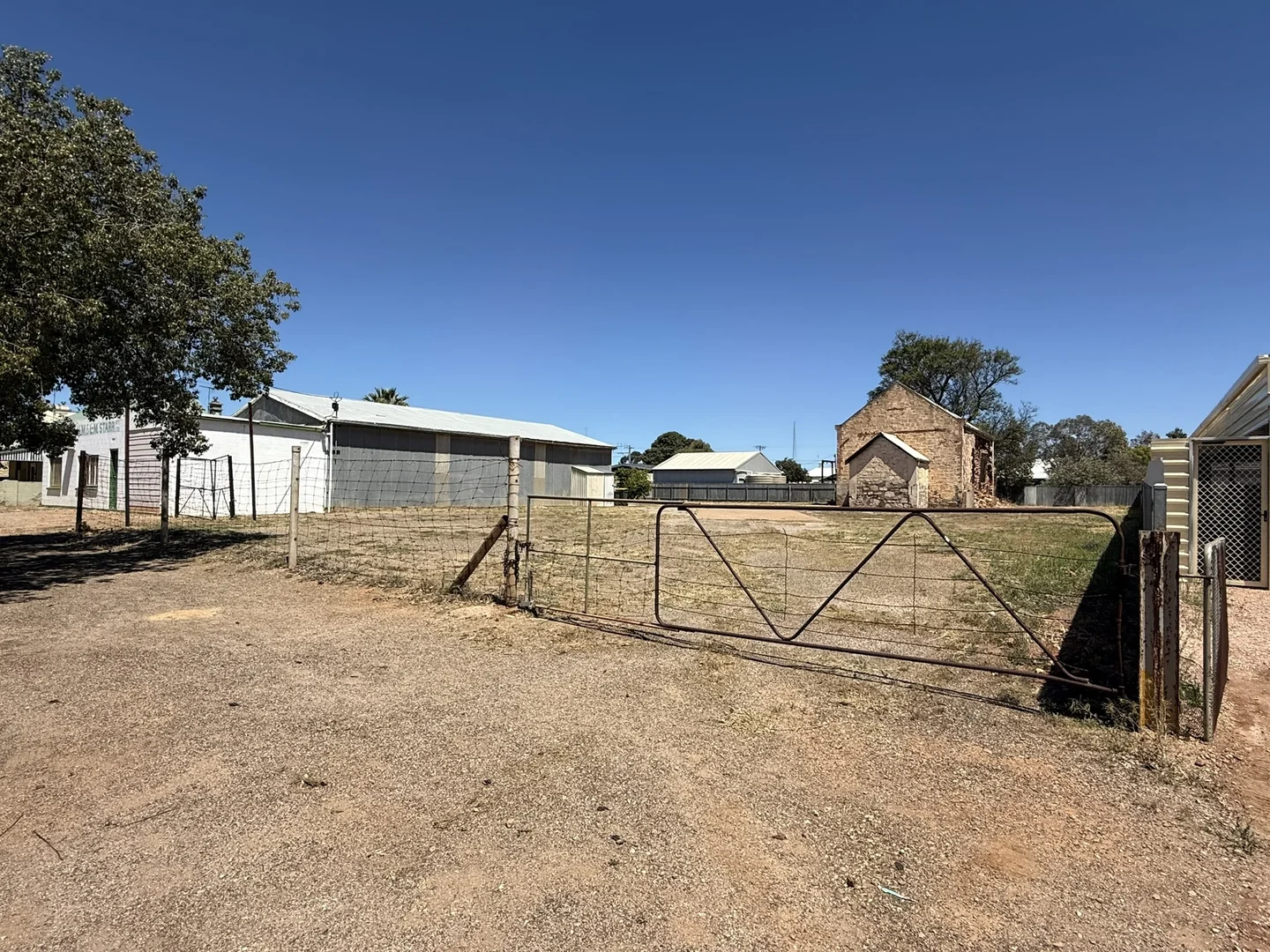 Additional image 13 of 19-21 Sixth St, Quorn SA 5433