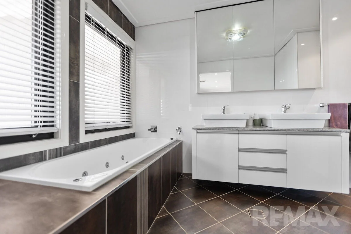 Additional image 11 of 4/18-20 Railway Street, Turvey Park NSW 2650