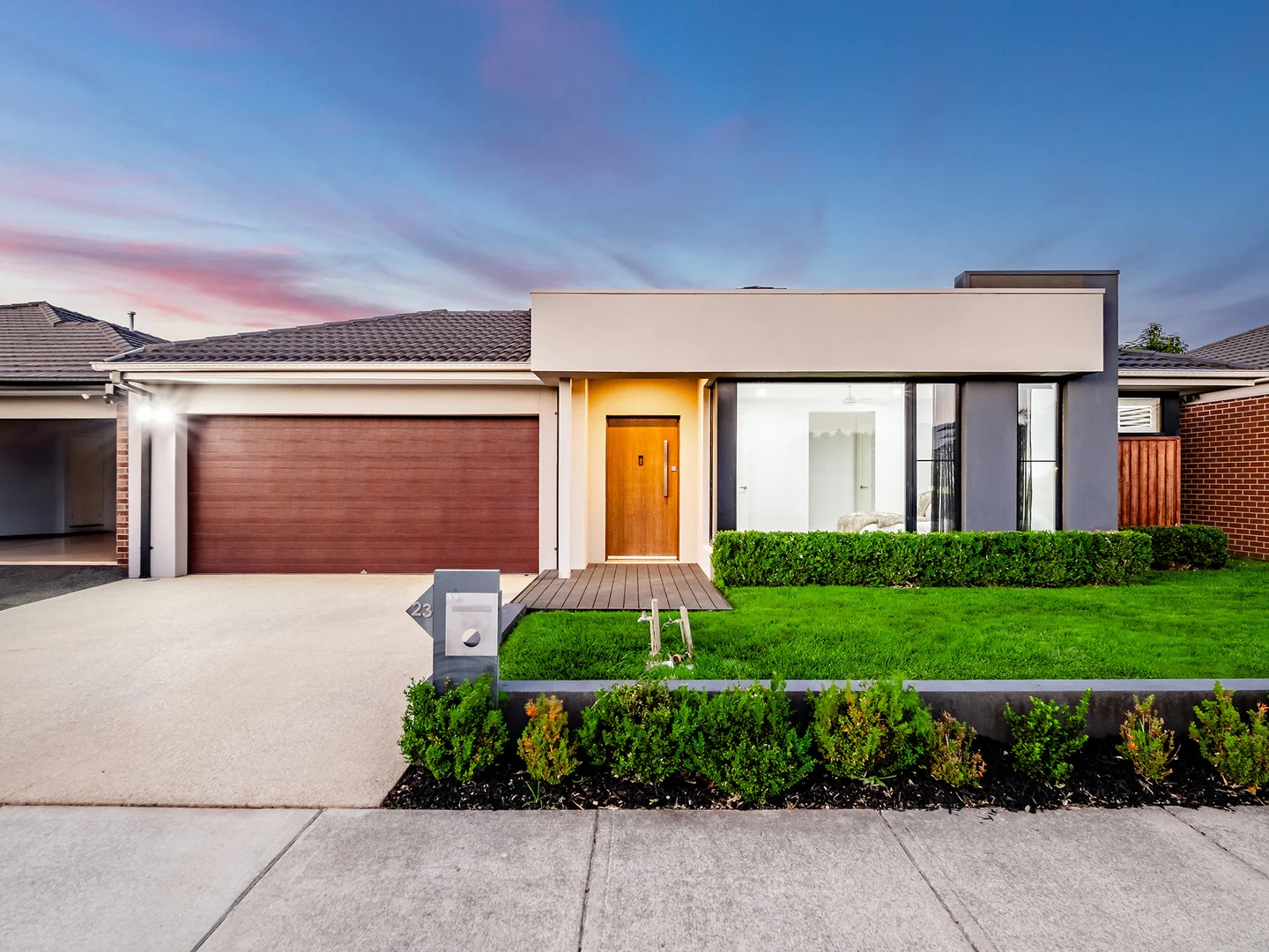 23 Castillo Avenue, Clyde North VIC 3978 photo 2