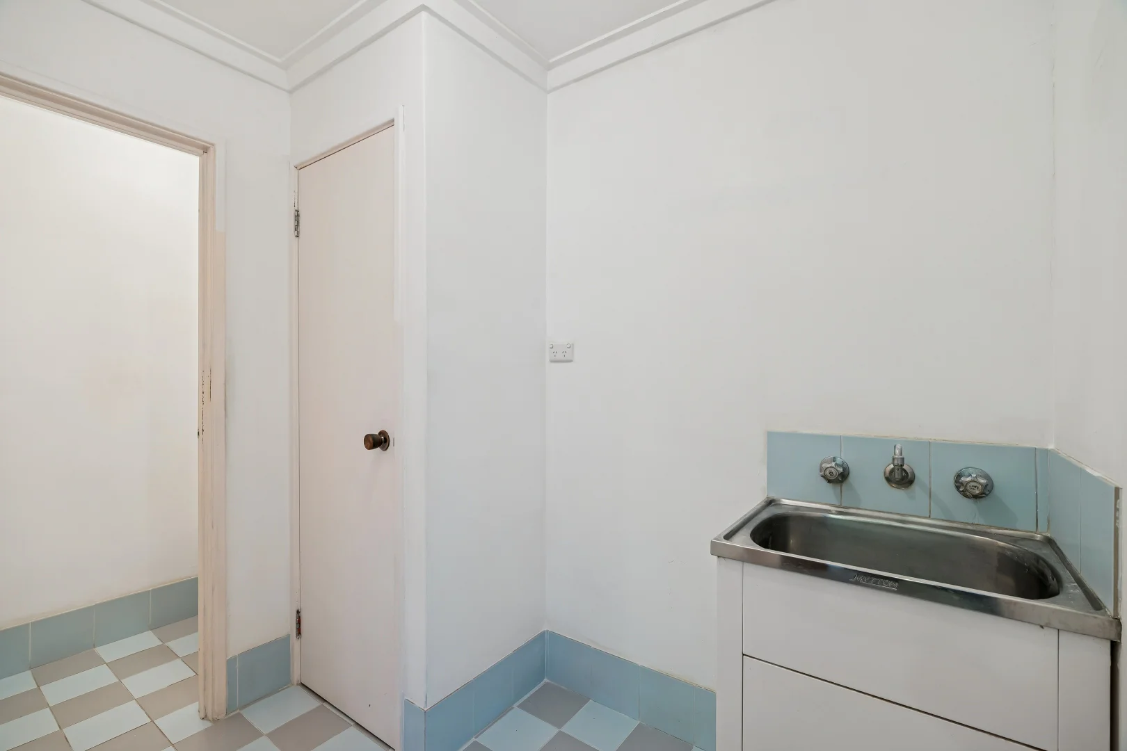 Additional image 10 of 1/14 Helena Street, Guildford WA 6055