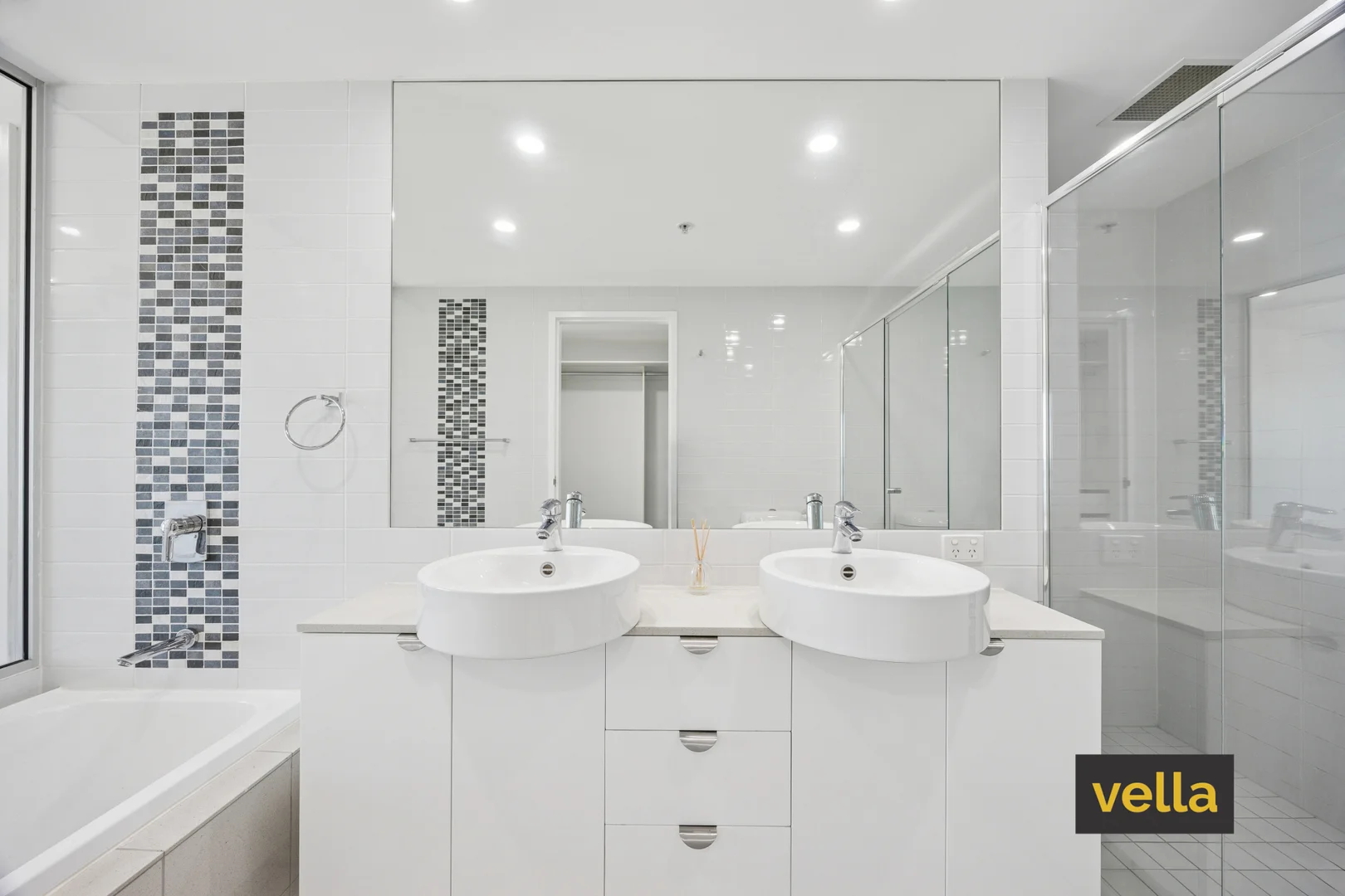 Additional image 8 of 713/19 Holdfast Promenade, Glenelg SA 5045