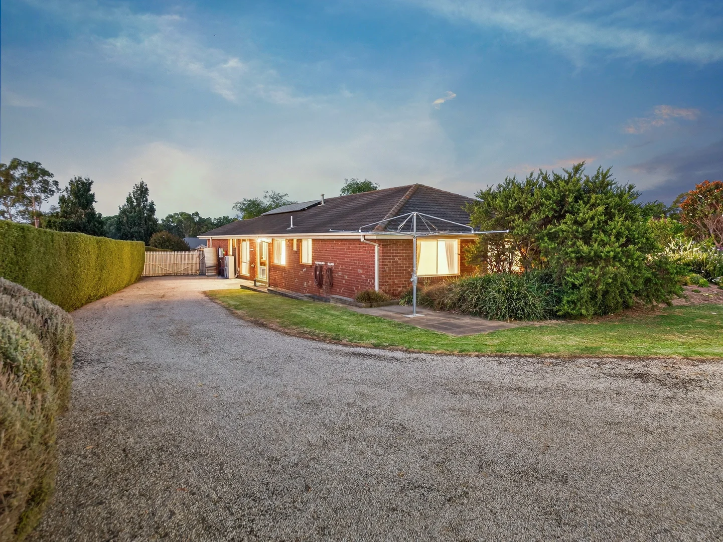 Additional image 31 of 3 Pinehill Drive, Pakenham VIC 3810