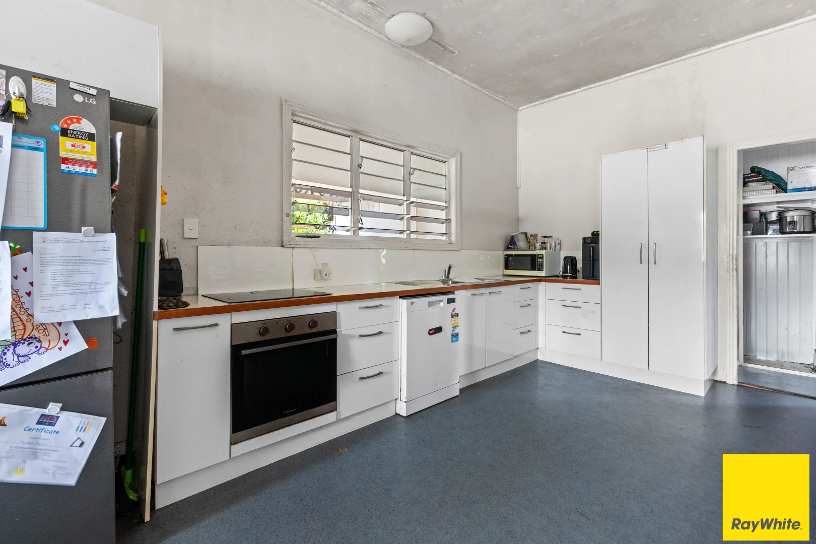 Additional image 6 of 8 Feldt Street, Flying Fish Point QLD 4860