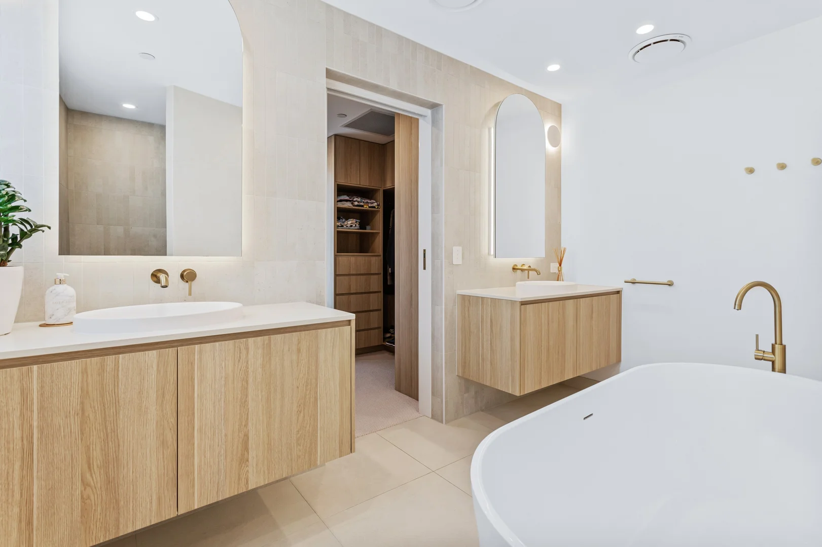 Additional image 12 of 2/536 Marine Parade, Biggera Waters QLD 4216