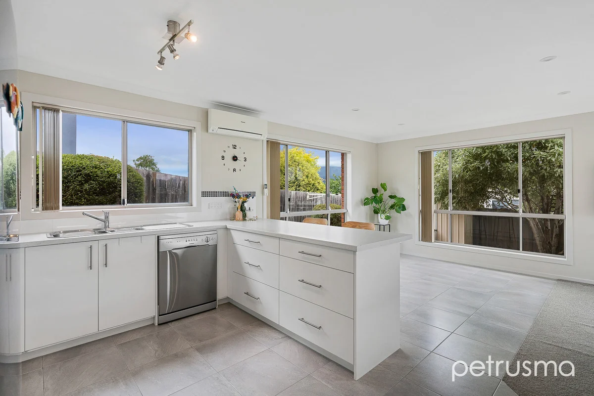 Additional image 10 of 3/12A East Derwent Highway, Rose Bay TAS 7015