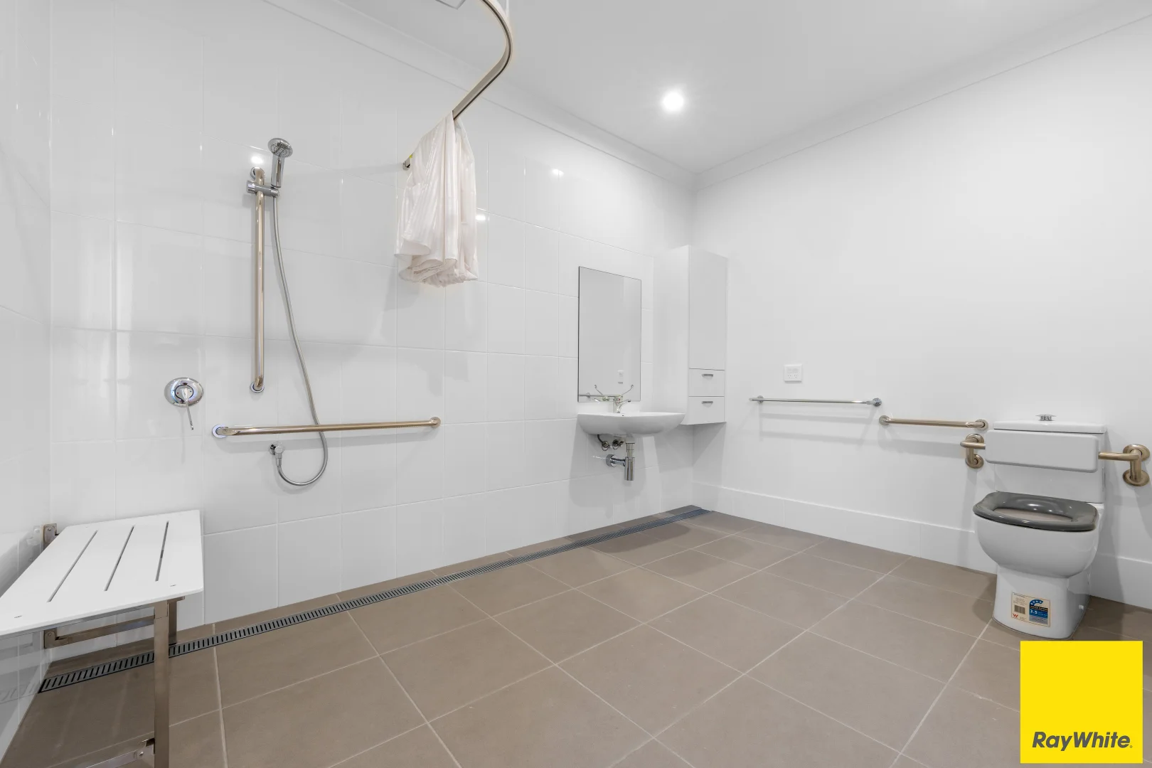 Additional image 9 of 4 Kahili Crescent, Bentley Park QLD 4869