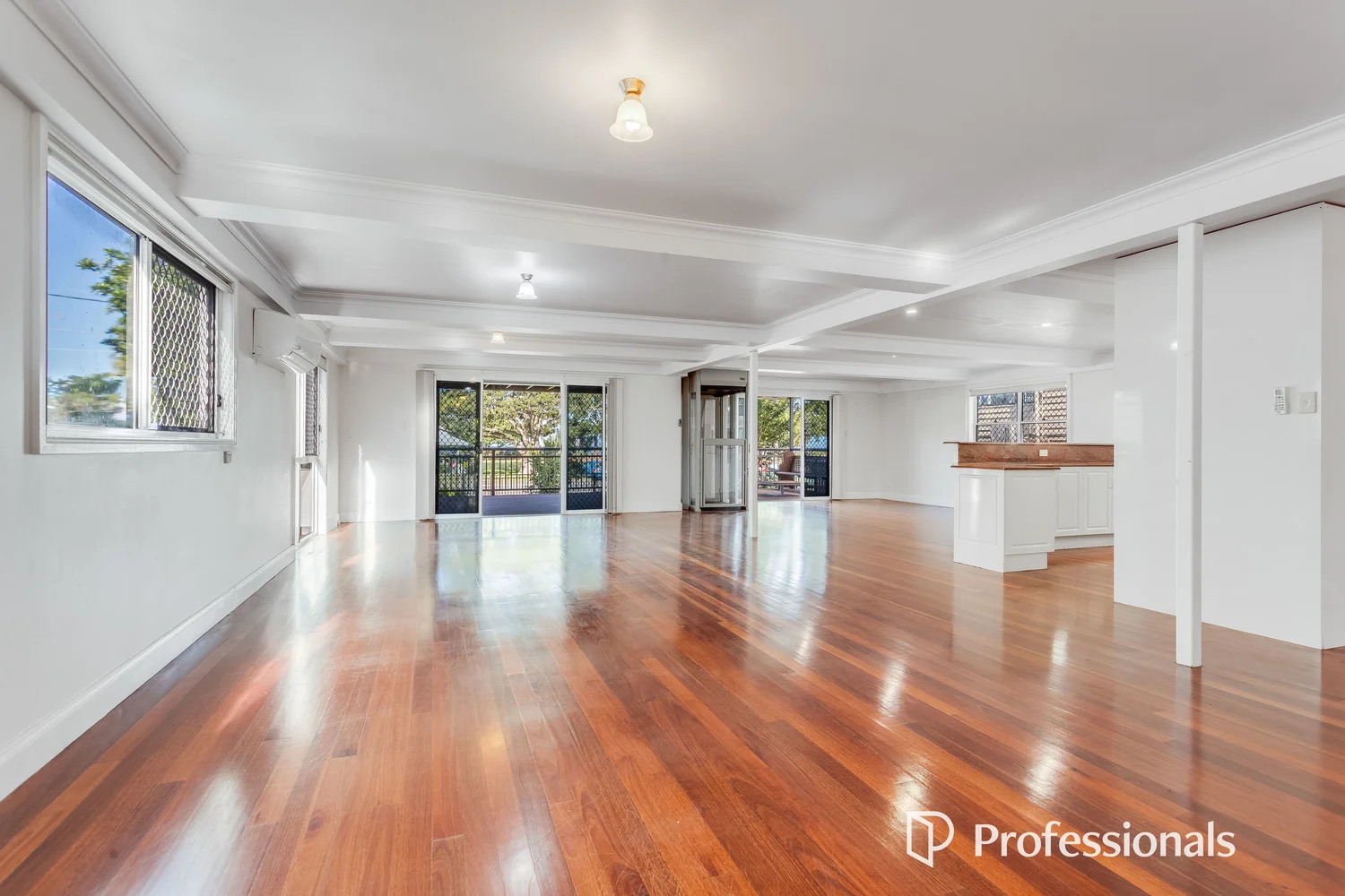 Additional image 7 of 176 Flinders Parade, Sandgate QLD 4017