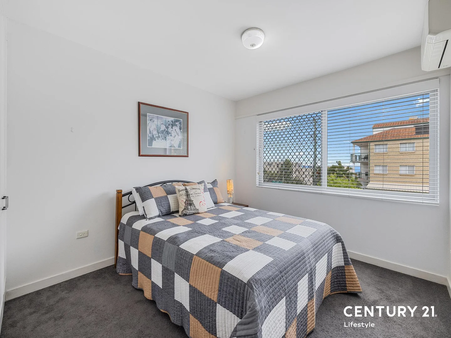 Additional image 7 of Unit 1 'Marperel' 1 Verney Street, Kings Beach QLD 4551