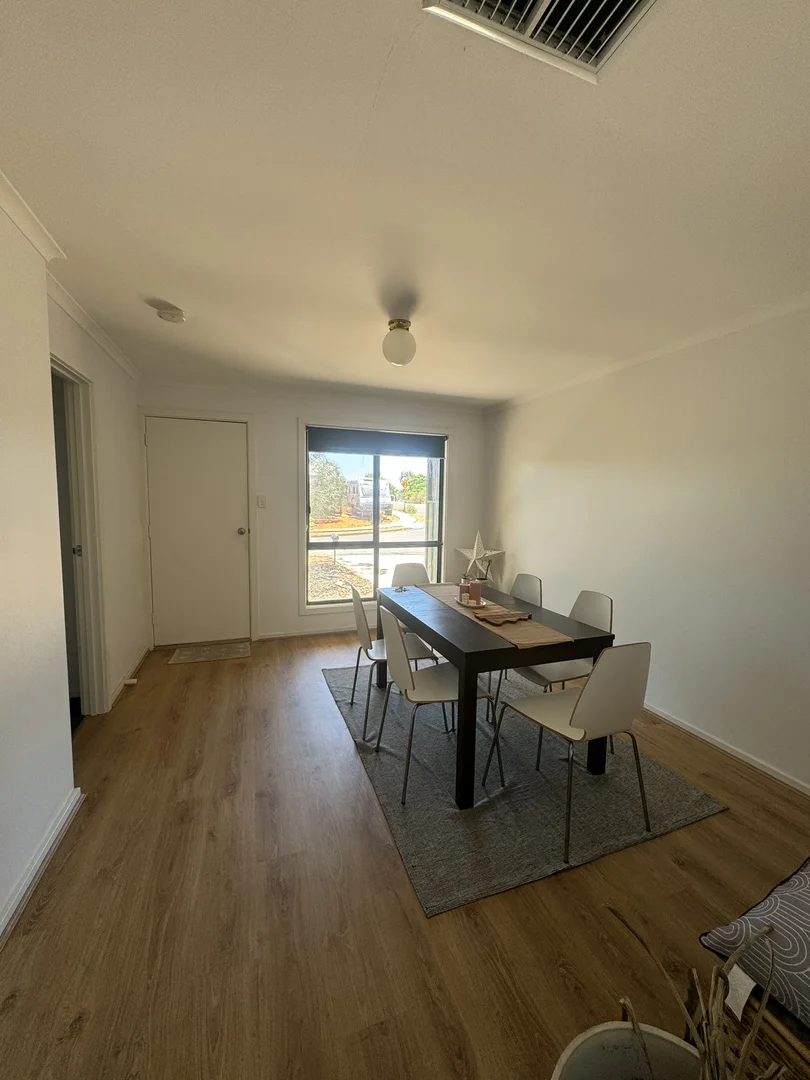 Additional image 2 of 4A Cacatua Close, Roxby Downs SA 5725