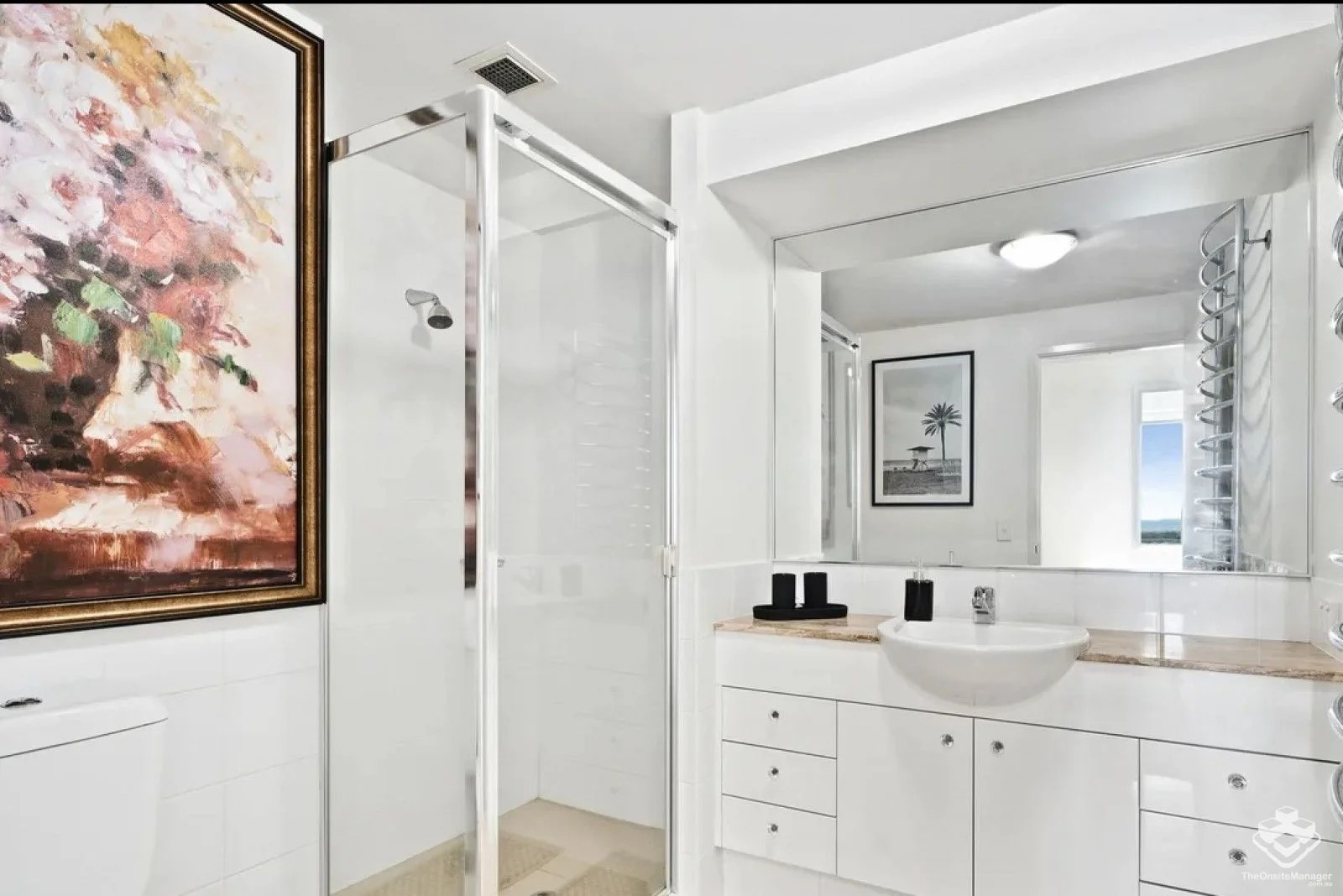 Additional image 12 of ID:21169331/326 Marine Parade, Labrador QLD 4215