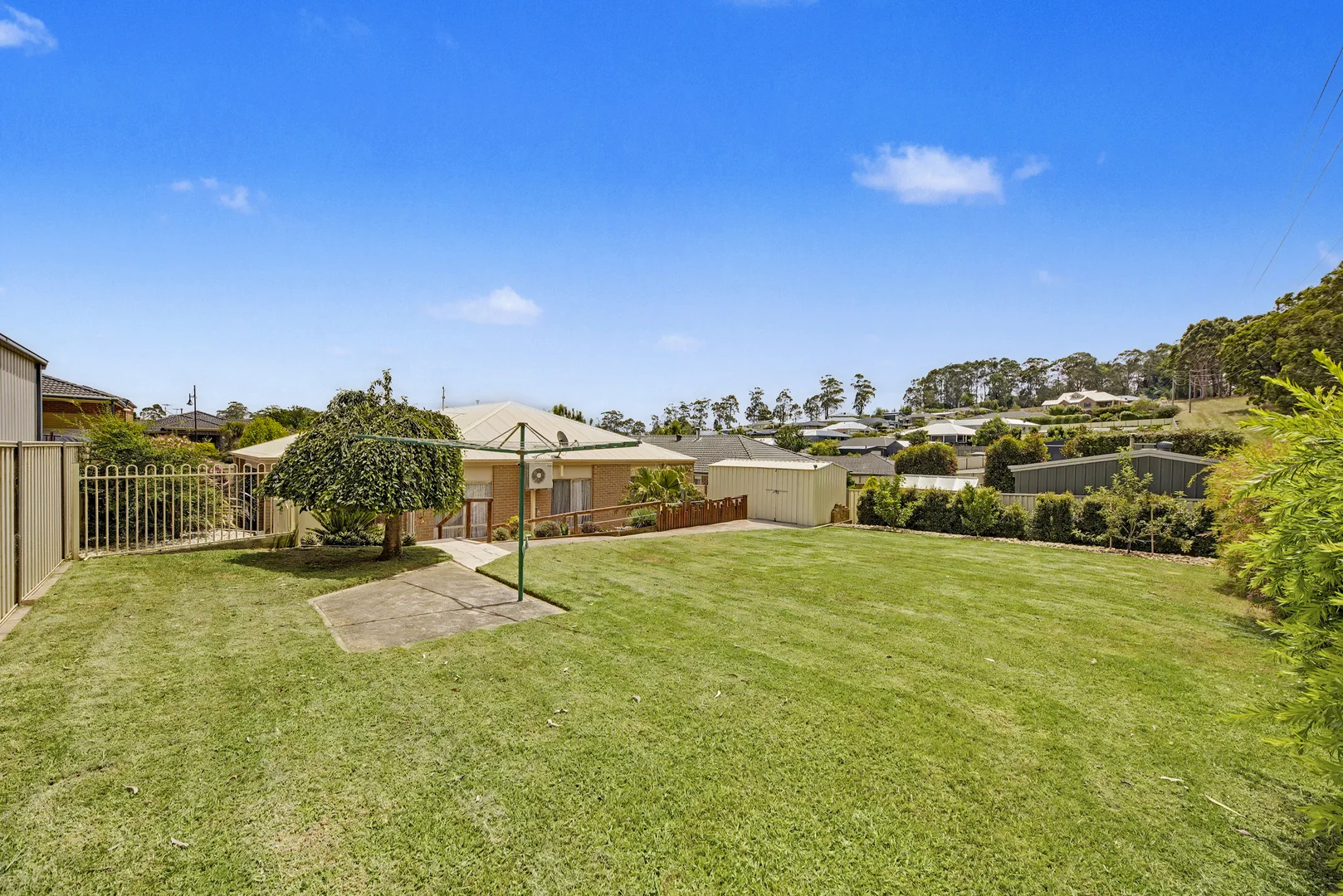 Additional image 23 of 11 Valleyview Grove, Drouin VIC 3818