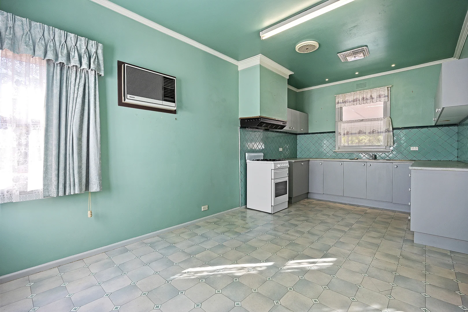 Additional image 3 of 56 Montgomery Crescent, White Hills VIC 3550