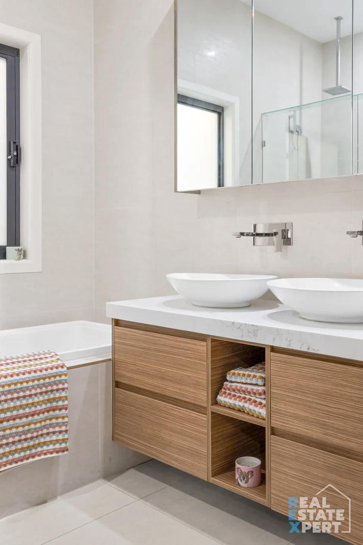 Additional image 18 of 9 Springleaf Avenue, Clyde North VIC 3978