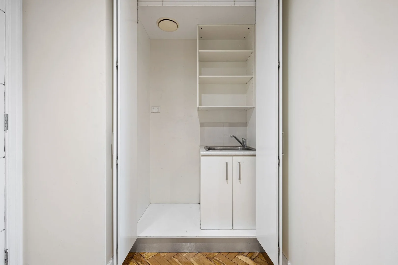 Additional image 10 of 404/91-93 Tram Road, Doncaster VIC 3108