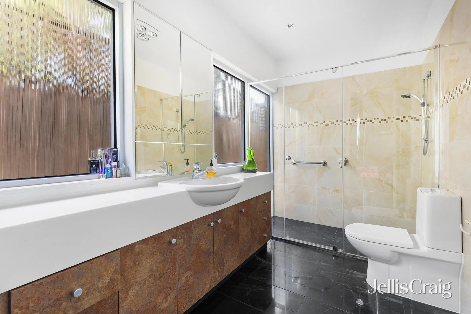 Additional image 10 of 2/16 Lesley Street, Camberwell VIC 3124