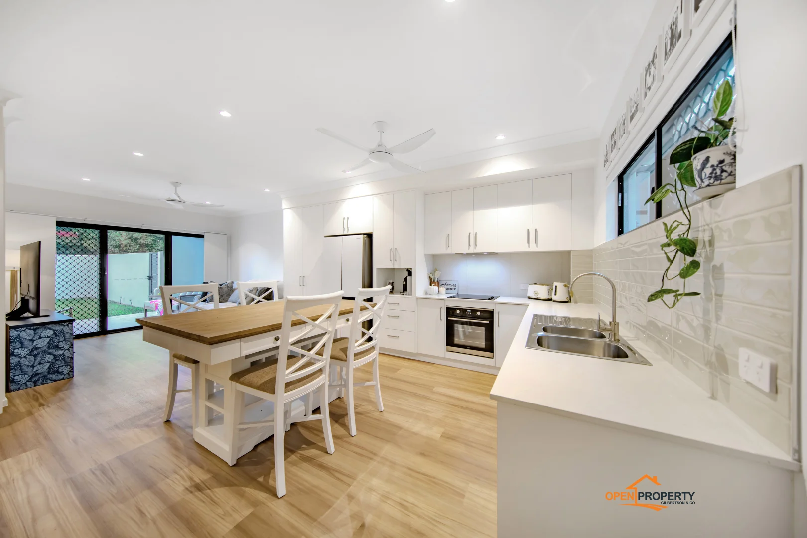 Additional image 2 of Unit 4/80-86 River Ave, Mighell QLD 4860