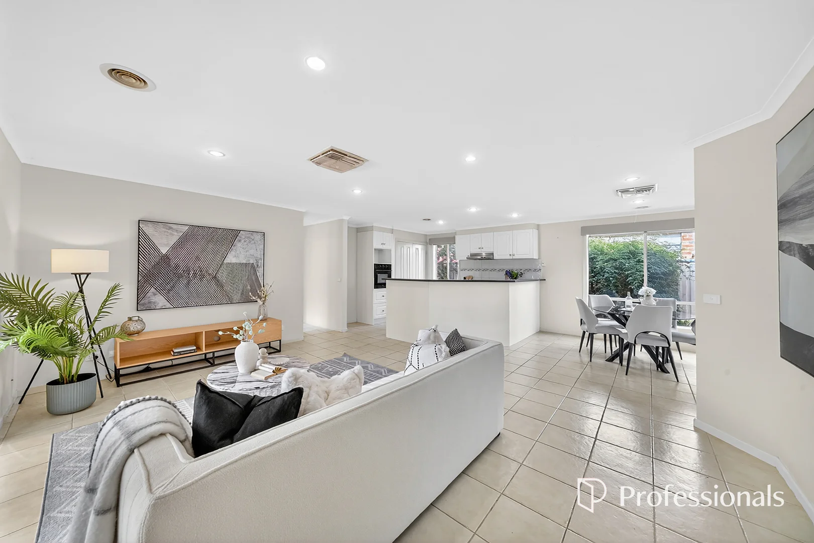 Additional image 8 of 18 Portofino Crescent, Point Cook VIC 3030