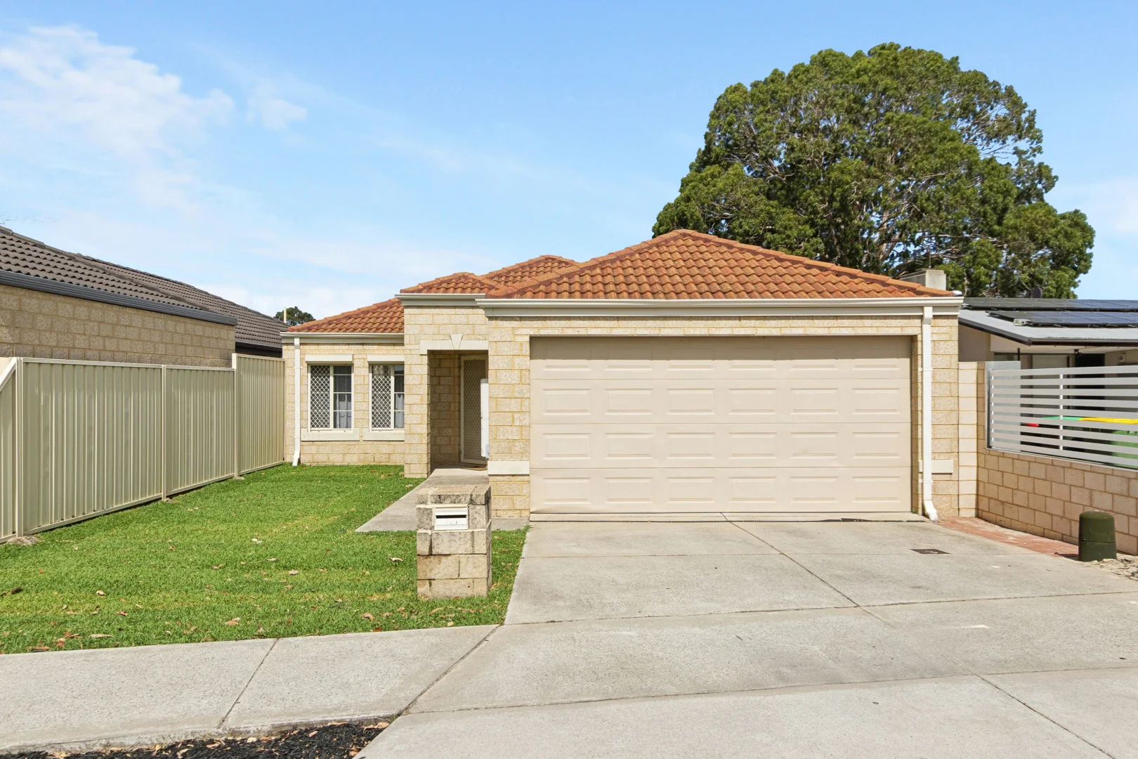 Additional image 2 of 216 Gabriel Street, Cloverdale WA 6105