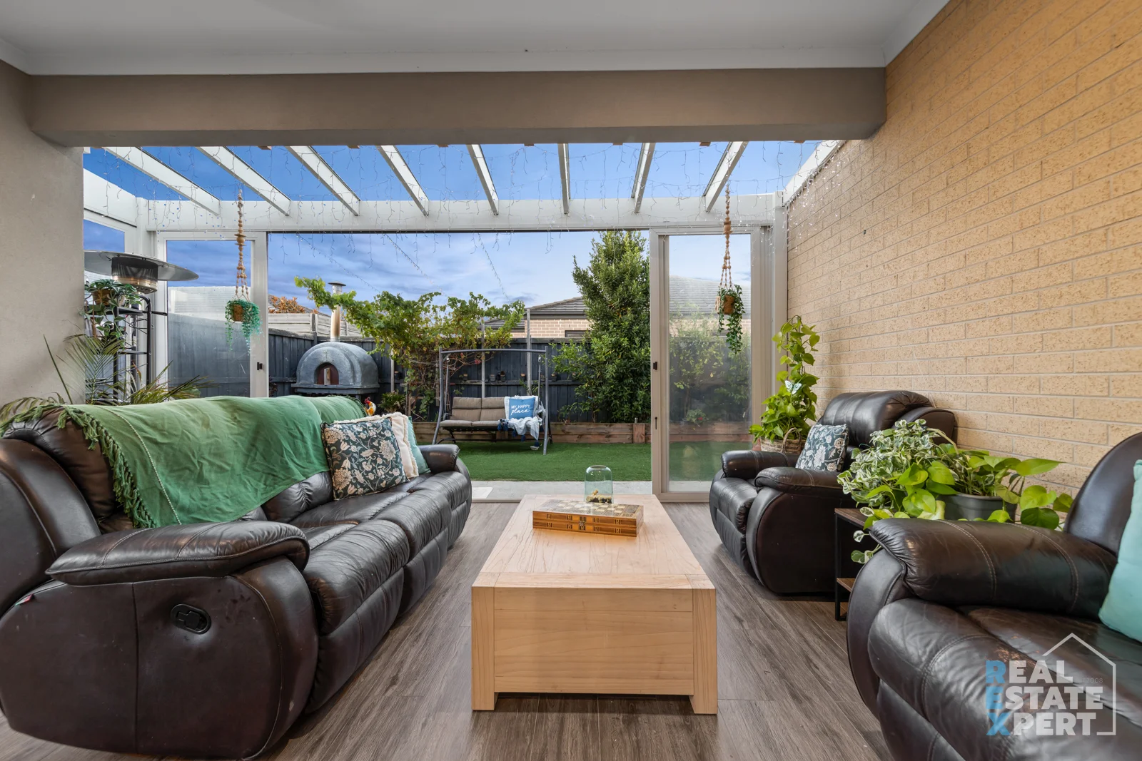 Additional image 23 of 9 Springleaf Avenue, Clyde North VIC 3978