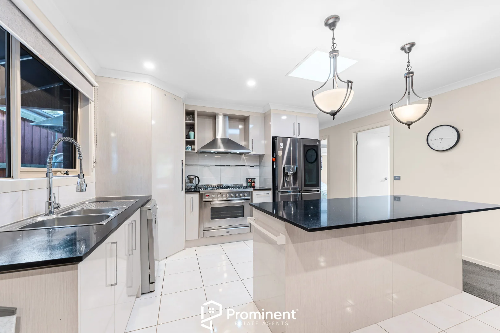 Additional image 7 of 38 Royaloak Crescent, Cranbourne East VIC 3977