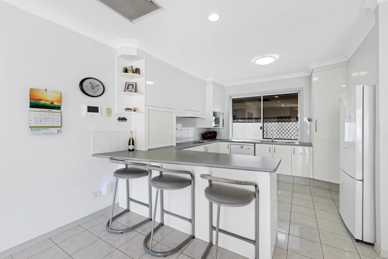 Additional image 14 of 31 Admiralty Drive, Paradise Waters QLD 4217