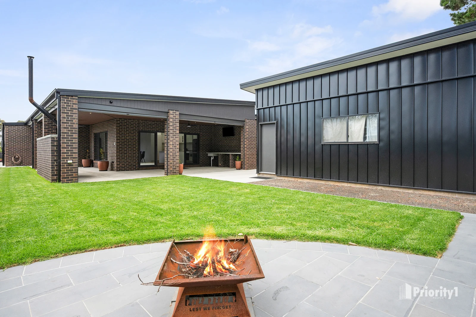 Additional image 17 of 10 Luxford Court, Strathdale VIC 3550