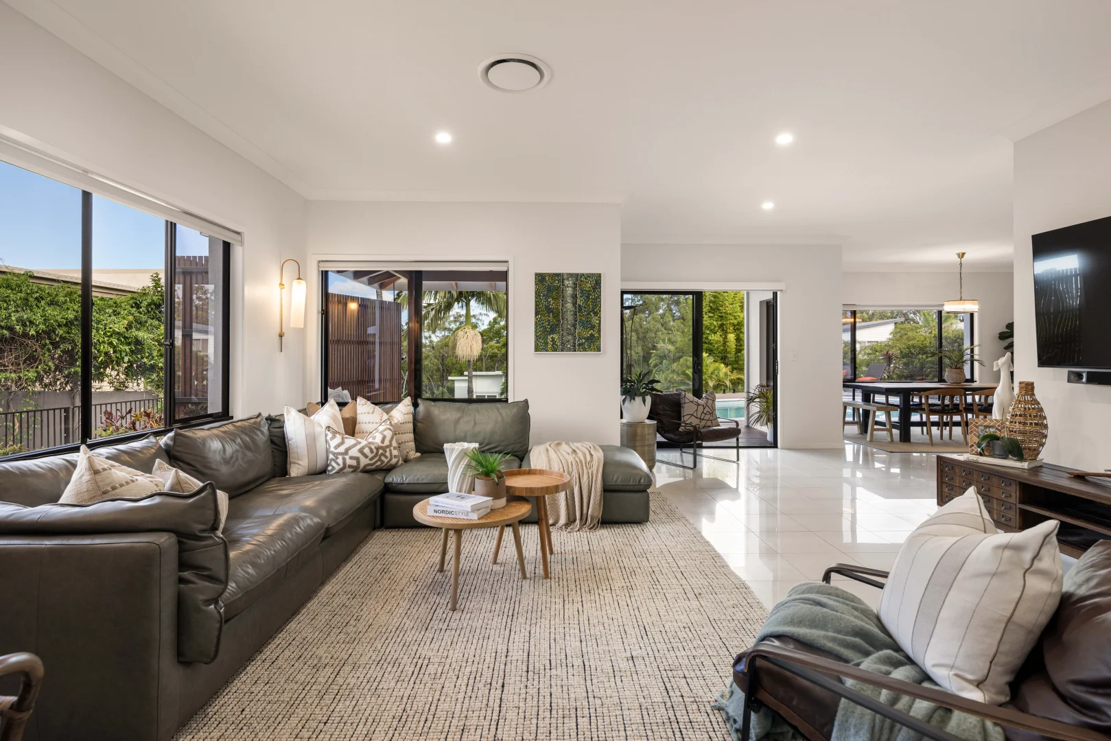 Additional image 3 of 38 Sky Royal Terrace, Burleigh Heads QLD 4220