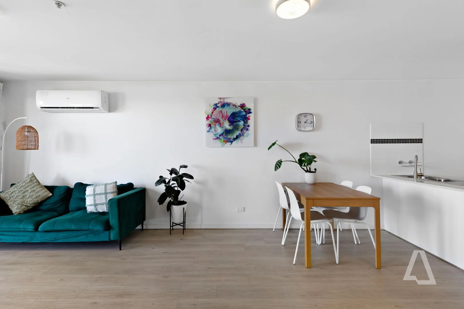 Additional image 2 of 401/117 Durham Road, Sunshine VIC 3020