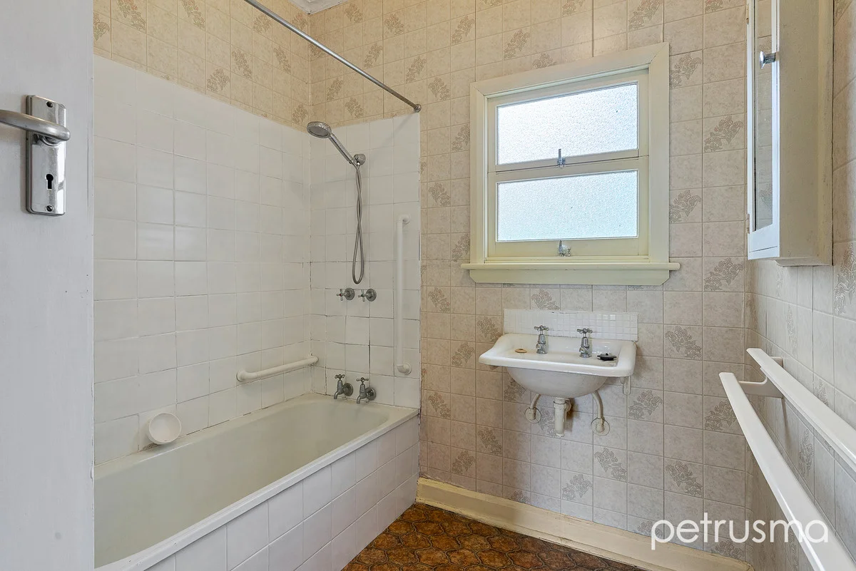 Additional image 18 of 74 Derwent Avenue, Geilston Bay TAS 7015