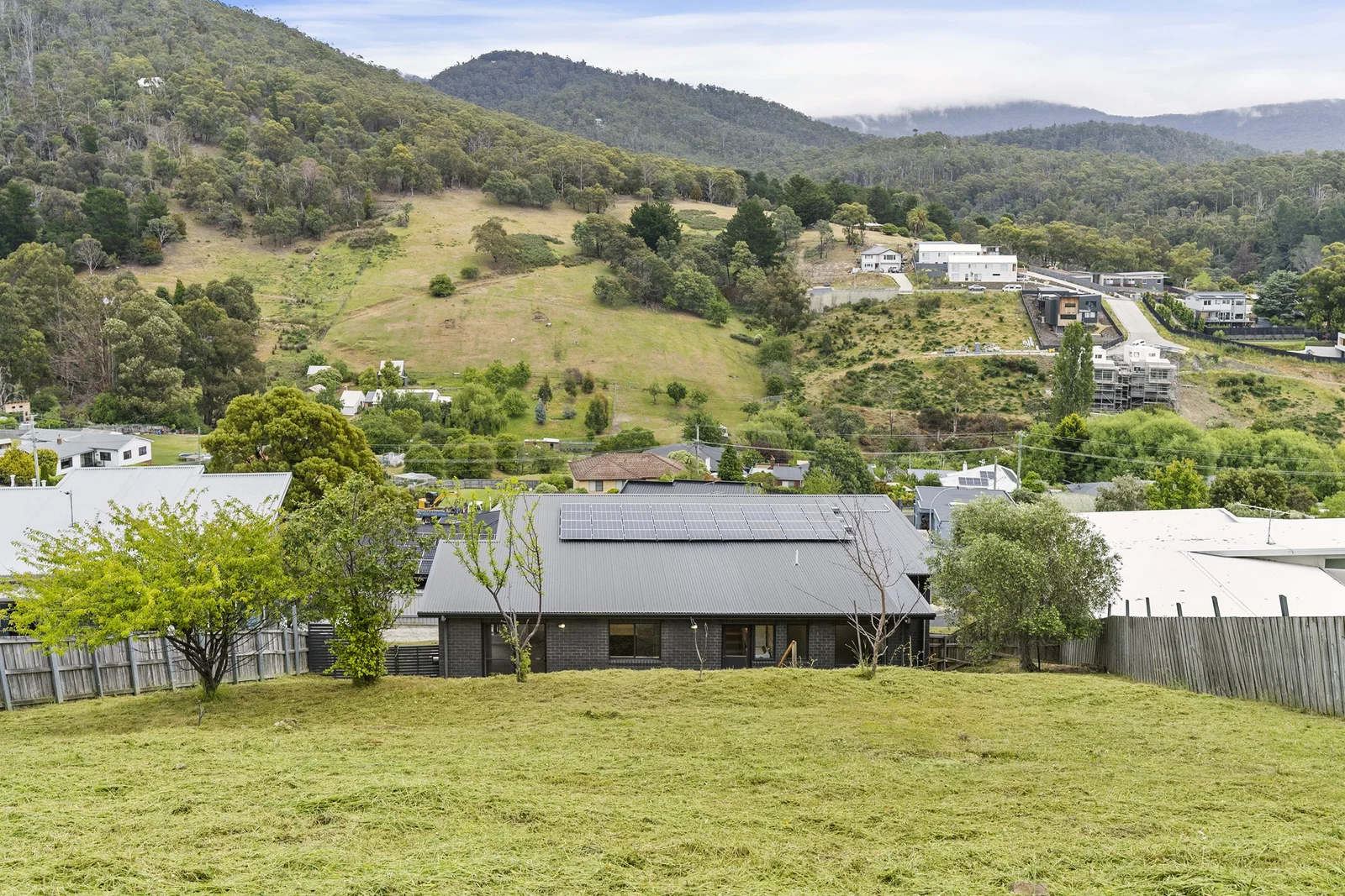 Additional image 22 of 5 Olive Grove, Lenah Valley TAS 7008