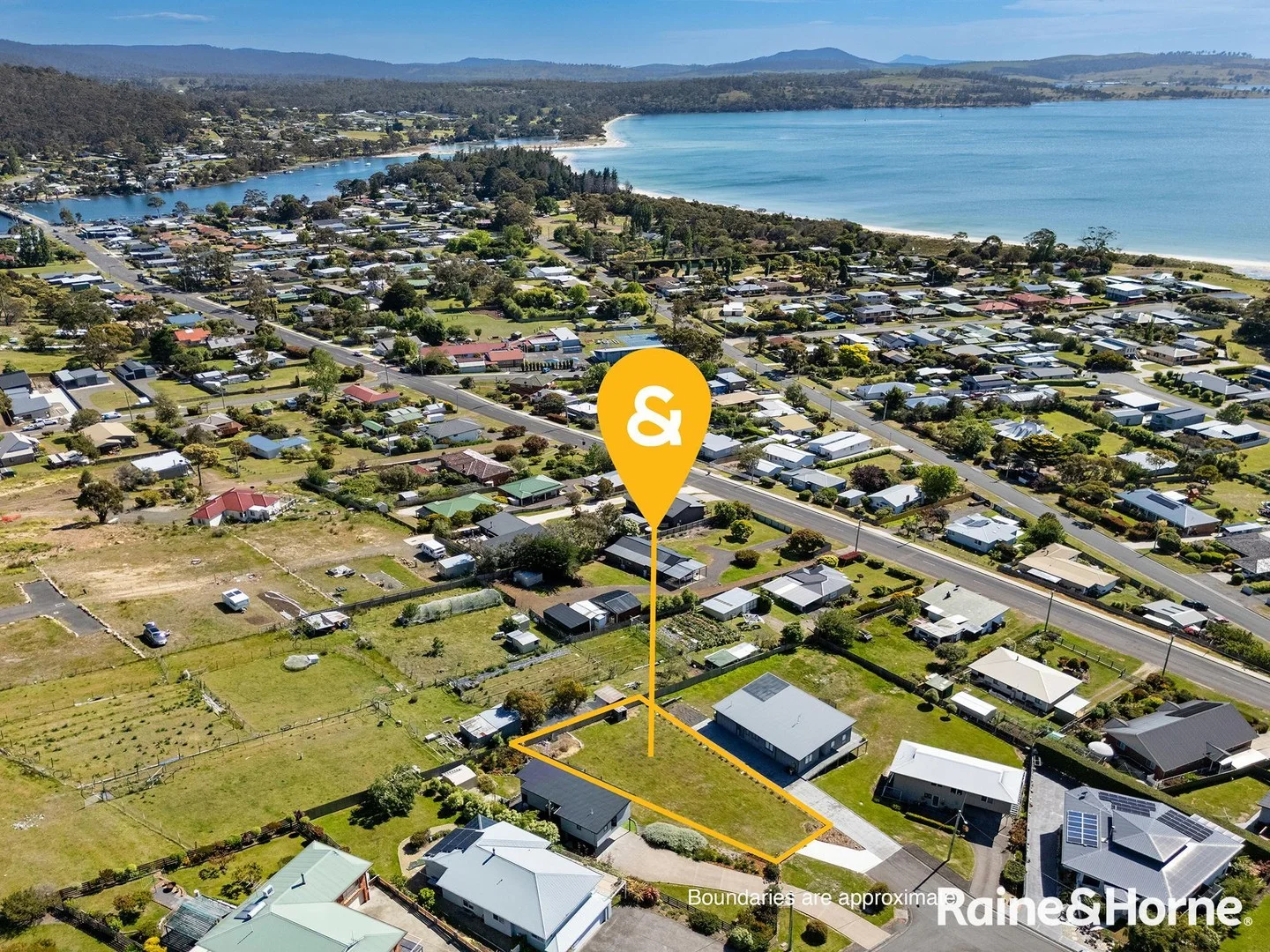10 Sea View Crescent, Orford TAS 7190