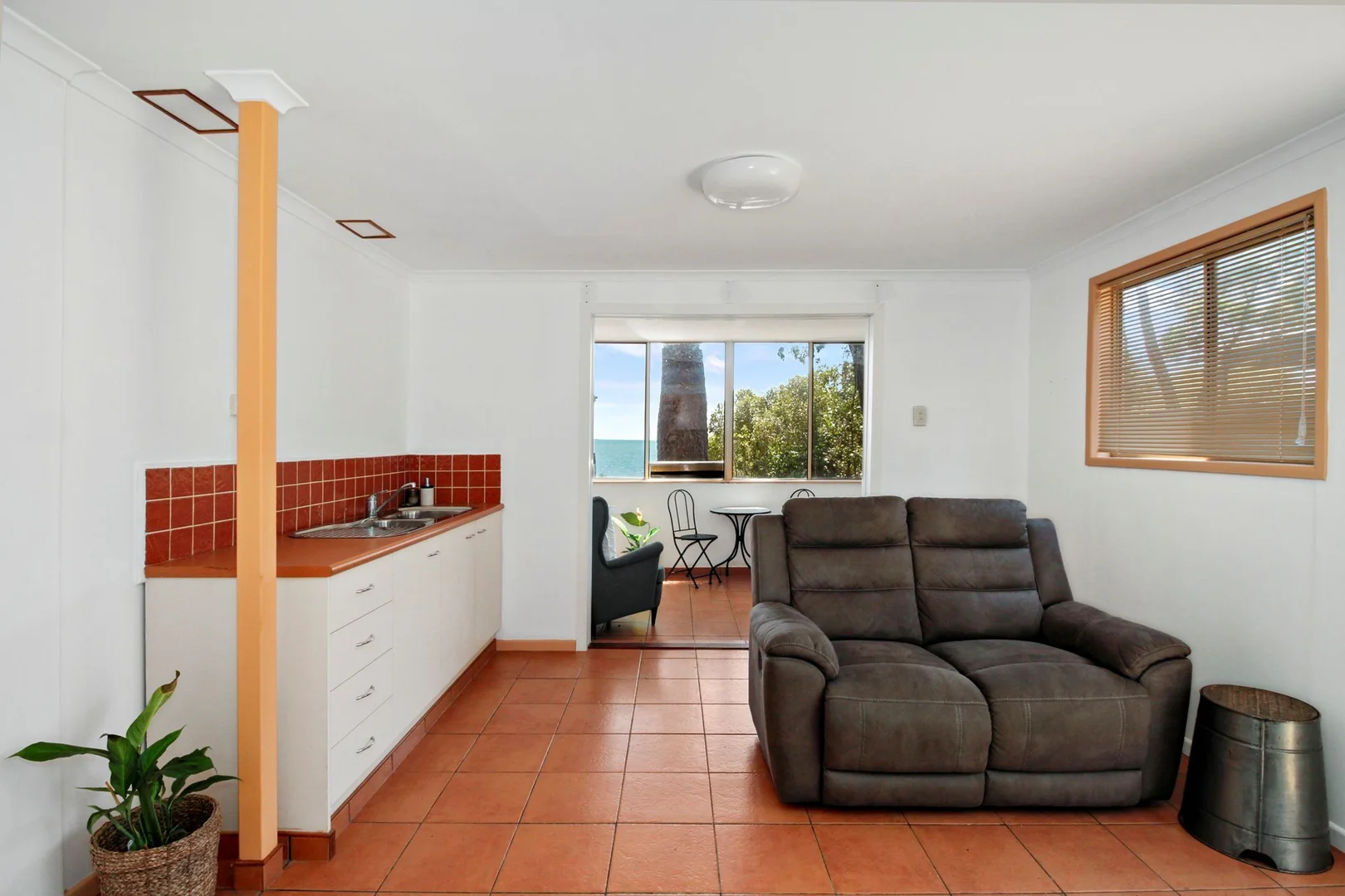 Additional image 6 of 43 Blue Bay Cres, Macleay Island QLD 4184