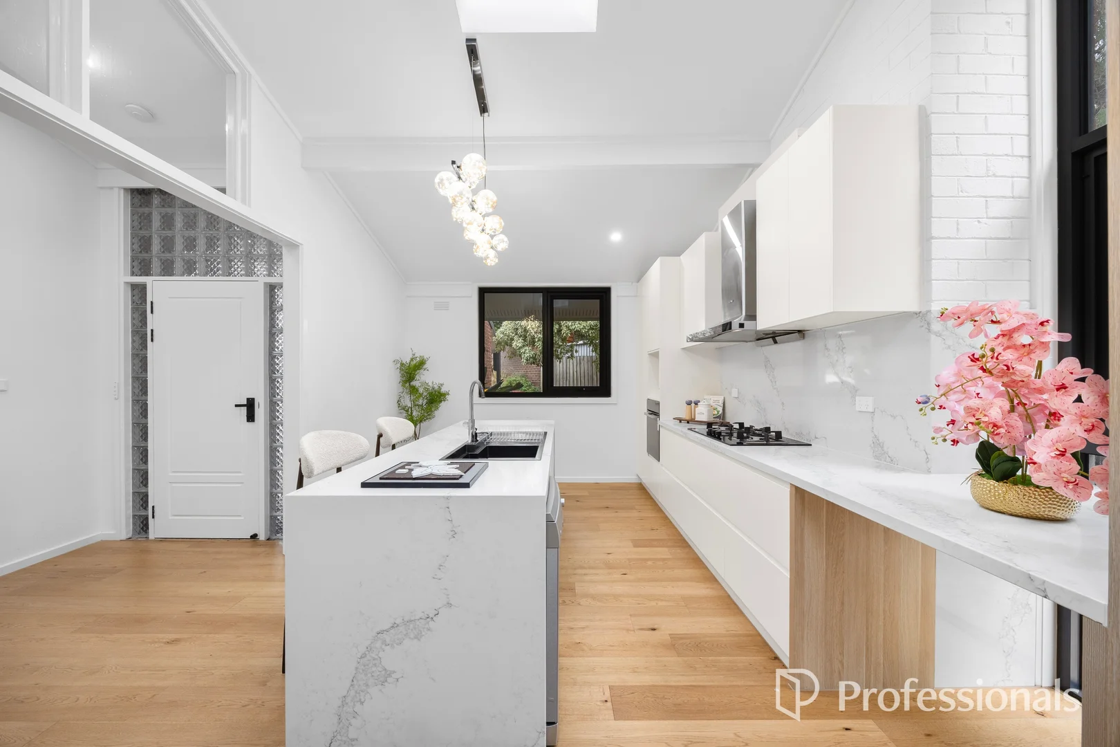 Additional image 6 of 2 The Close, Mount Waverley VIC 3149