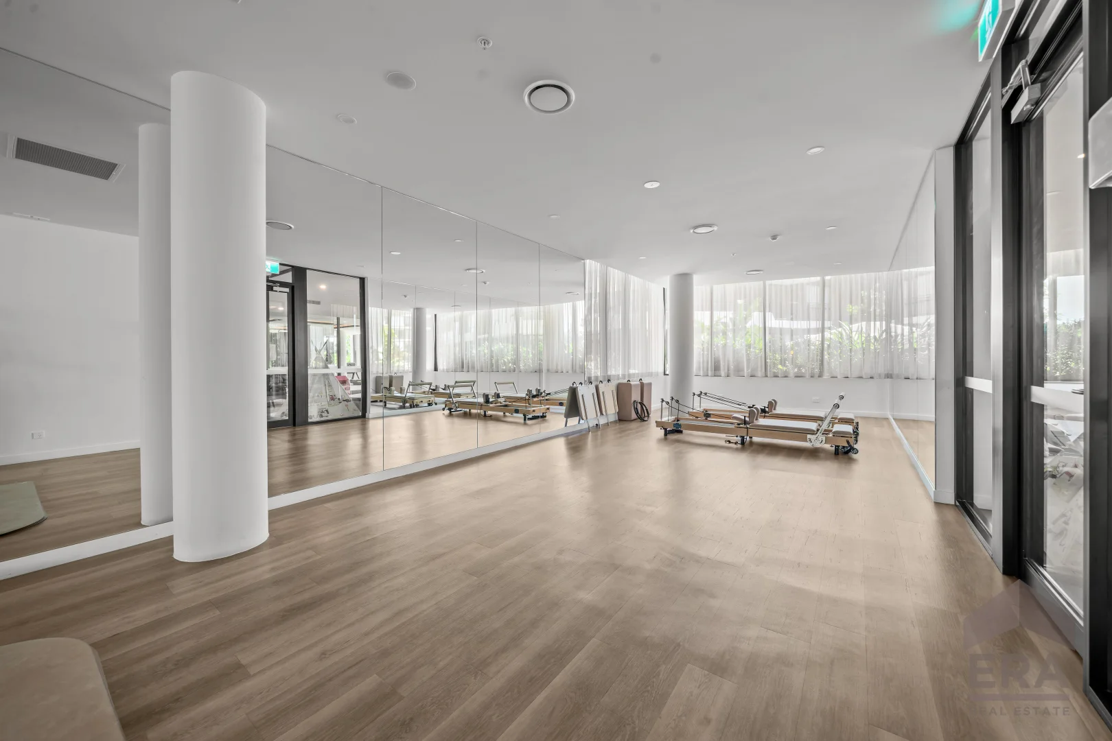 Additional image 19 of 1604/6 Sickle Avenue, Hope Island QLD 4212