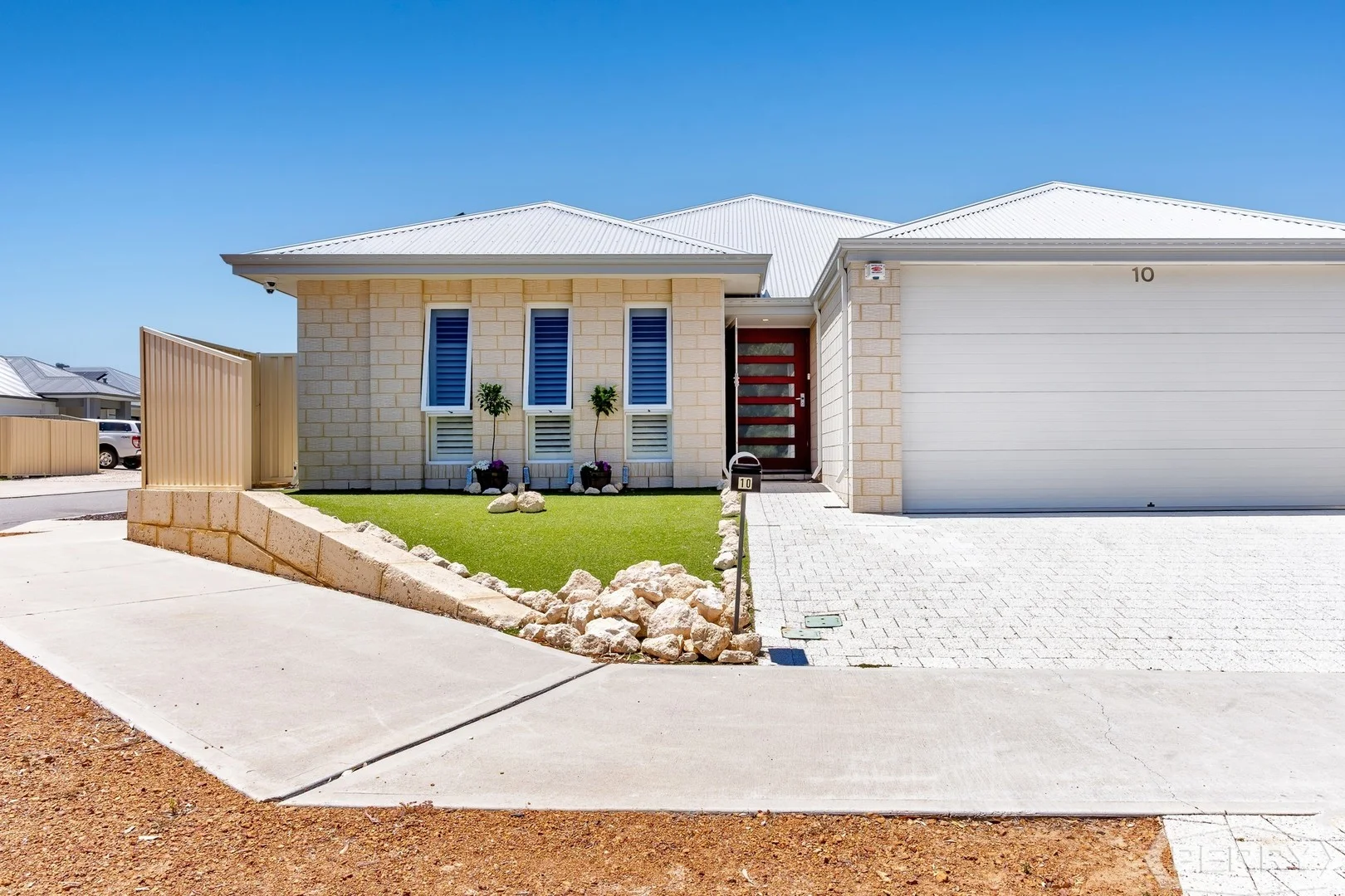 10 Abington Parade, Madora Bay WA 6210