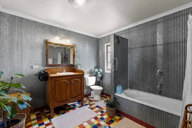 Additional image 6 of Glastonbury QLD 4570