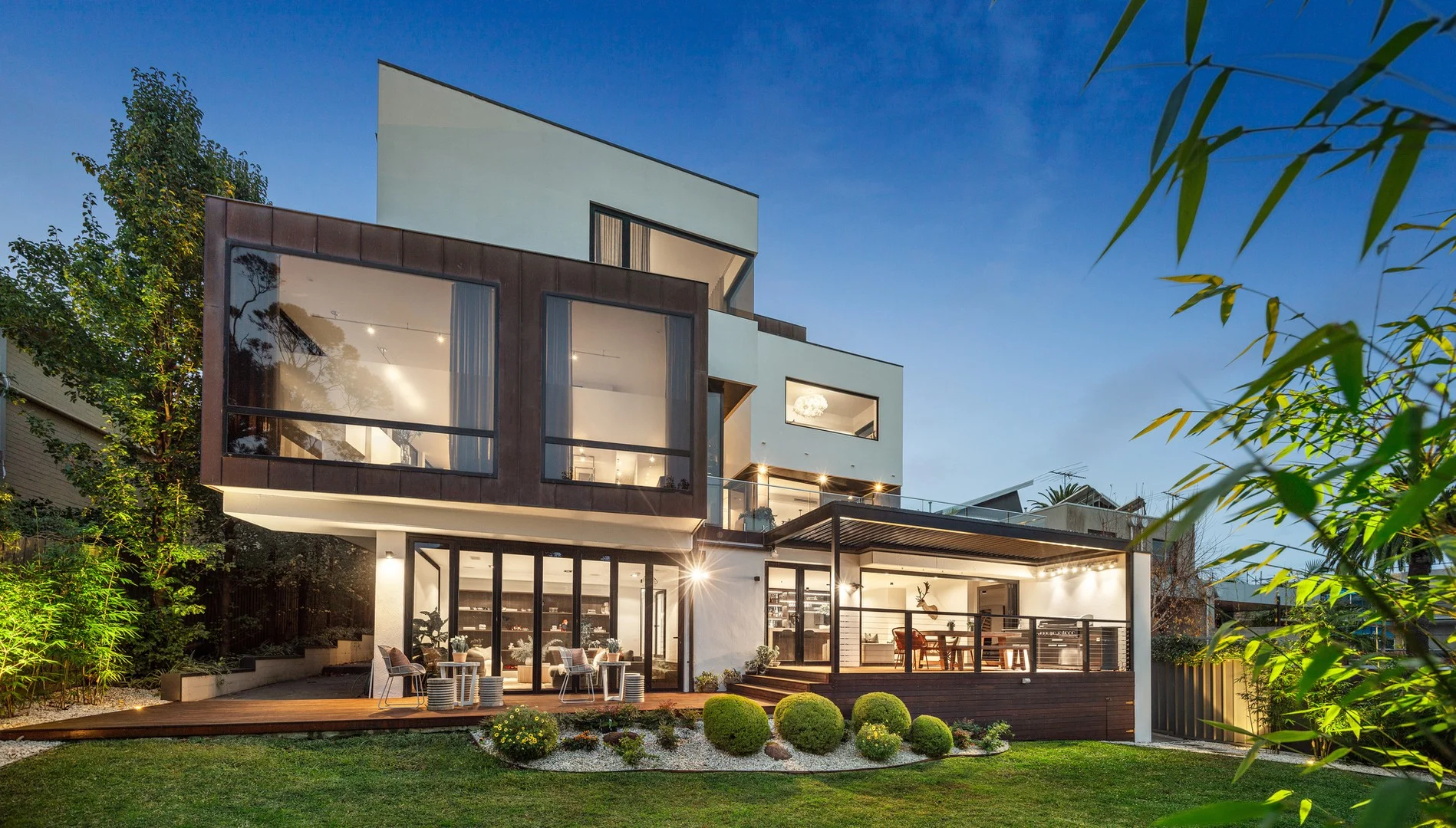 8 McEvoy Street, Kew VIC 3101