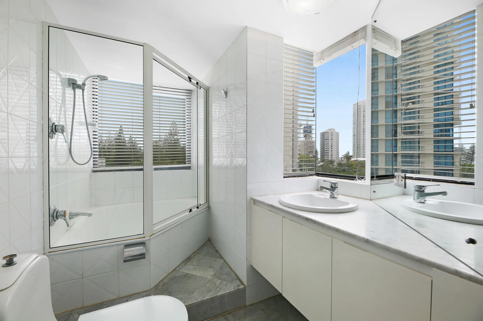 Additional image 21 of 5/19 Peak Avenue, Main Beach QLD 4217