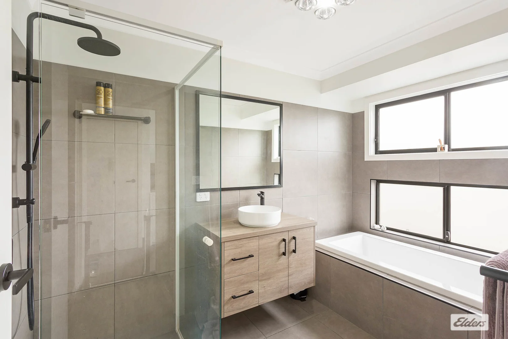 Additional image 28 of 42 Howard Avenue, Bega NSW 2550