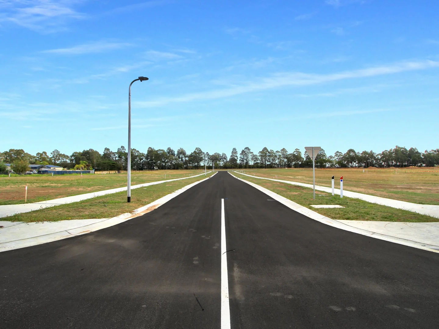 Additional image 2 of 18 Rose Court, East Bairnsdale VIC 3875